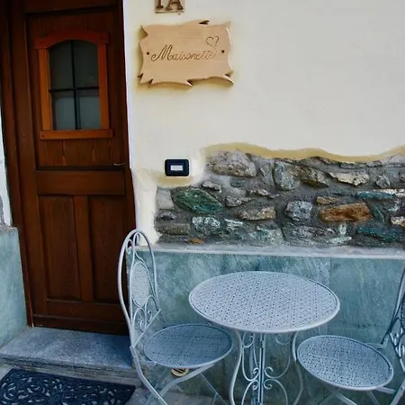 Maisonette Casa vacanze Nus